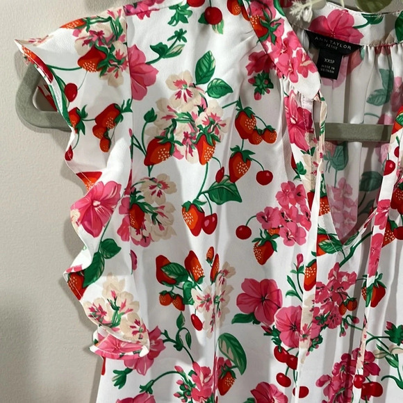 NWOT Ann Taylor Petite Floral Strawberry Mixed Media Ruffle Sleeve Tie Neck XXSP - Picture 5 of 16